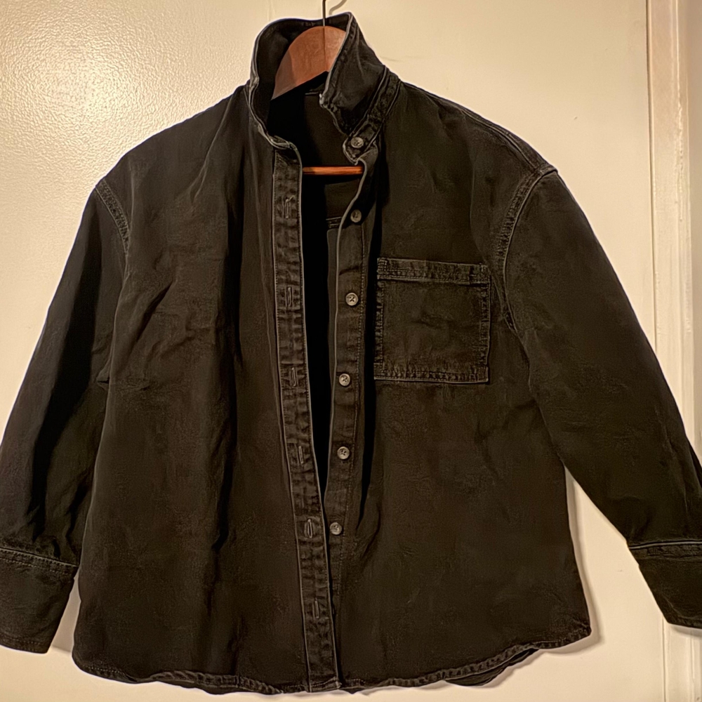 Old Navy Women's Dark Charcoal Button-Up Shirt Jacket XS Petite Spring Gorpcore